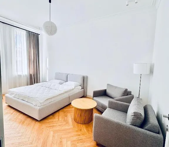 Apartment в центрі